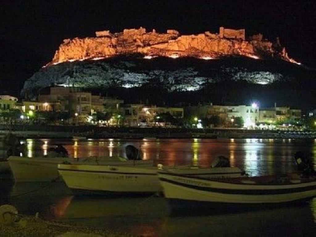 Next To Haraki Beach , Taverns Bars & 10 To Lindos 외부 사진